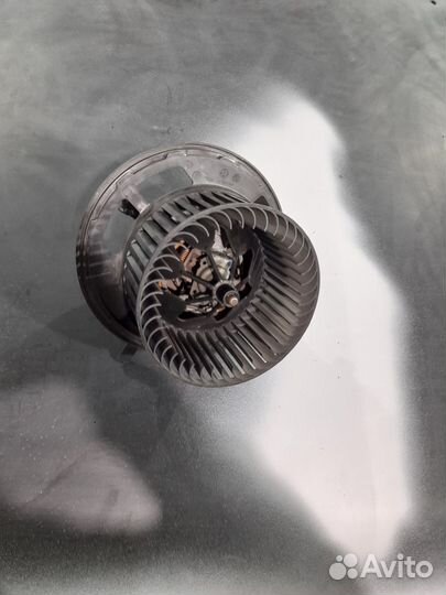 Моторчик печки Valeo BMW х3 F25 с2017