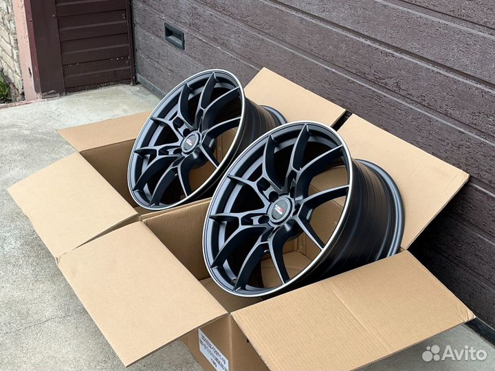 Комплект дисков FlowForged R18 5*114.3 mgml(905)e