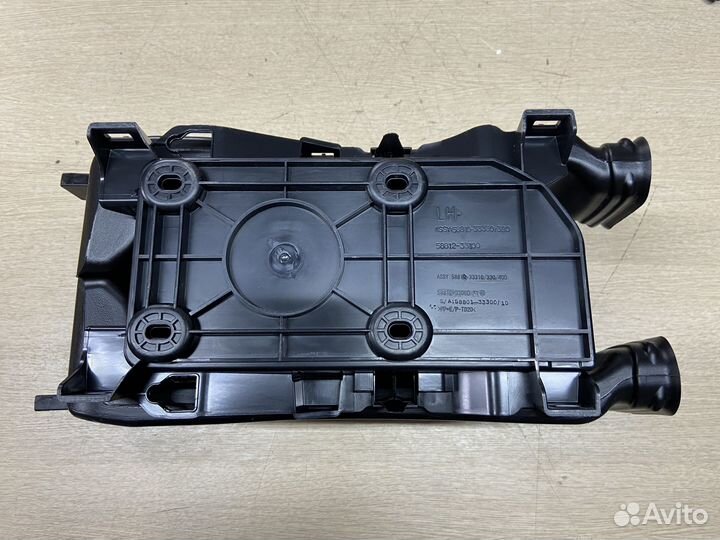 Подлокотник GR-Sport Toyota Camry 75