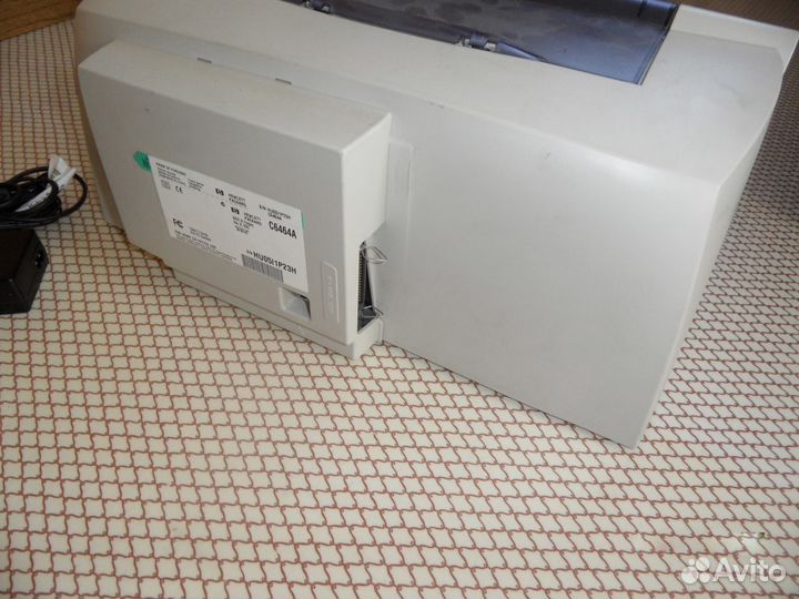 Принтер HP DeskJet 640C цветной (без чернил)