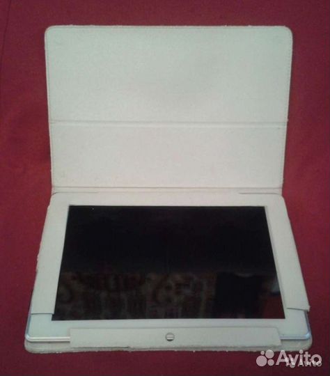 Планшетный компьютер Ritmix/чехол для iPad