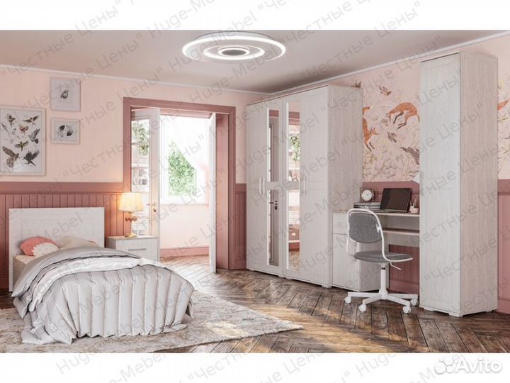 Комплект детской мебели. Новая мебель