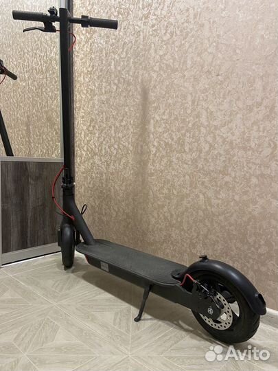 Электросамокат Xiaomi Mijia Electric Scooter M365