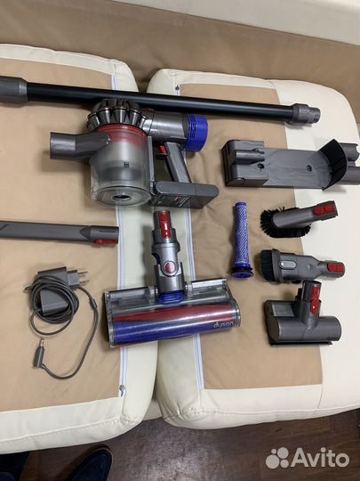 Пылесос dyson v 8