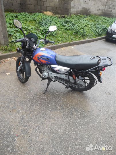 Bajaj boxer 125