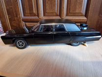 Модель Chrysler Black Beauty 1:18 Autoart