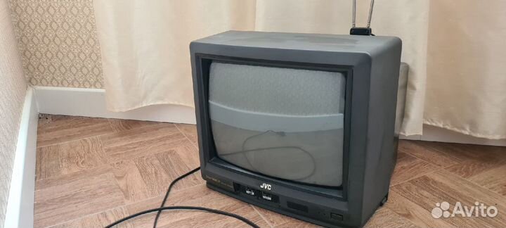 Телевизор JVC
