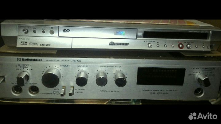 Видеомагнитофон Катушечный