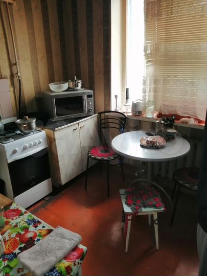 2-к. квартира, 56 м², 1/3 эт.