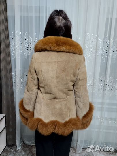 Натуральное женское пальто