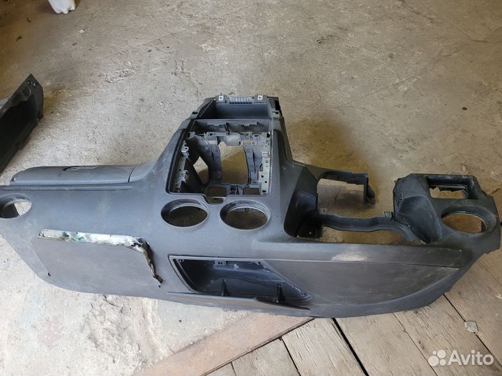 Торпедо Ford Focus 2