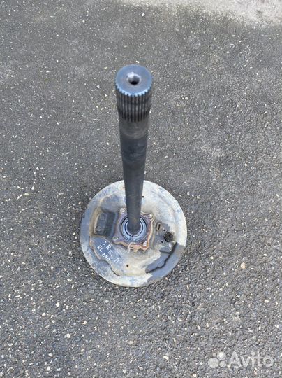 Полуось задняя правая Toyota Hilux 8 2GD-FTV 2.4D