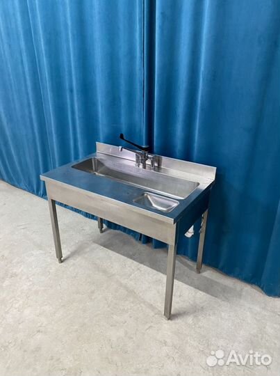 Мойка с рабочей поверхностью
