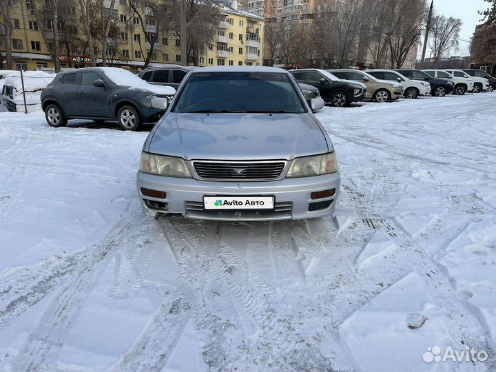 Nissan Bluebird 1.8 AT, 2000, 284 000 км
