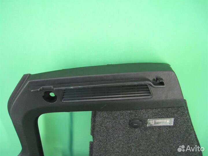 Обшивка багажника левая volkswagen Tiguan (5N1) 2