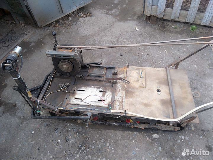 Мотобуксирощик