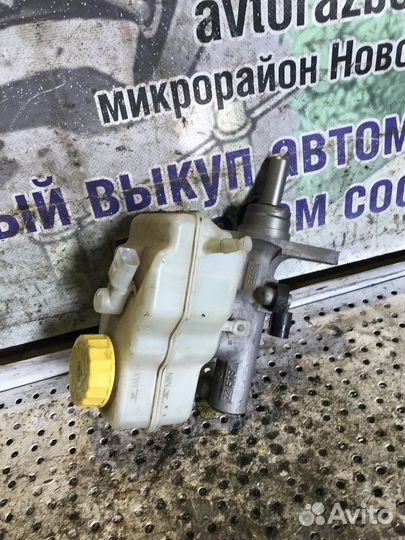 Цилиндр тормозной главный Volkswagen Polo