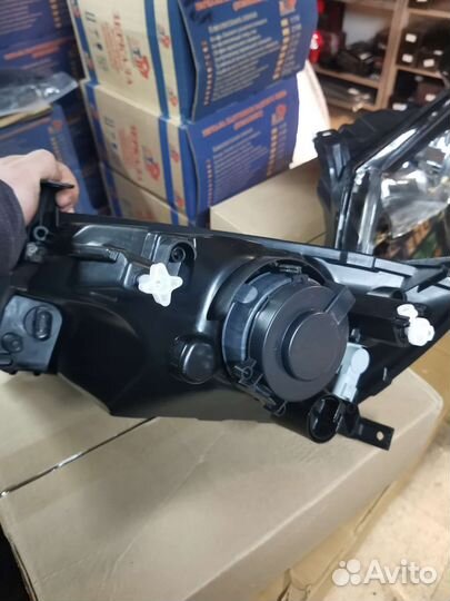 Фары Гранта Black черная маска