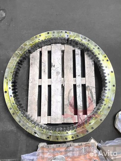 Поворотный круг PC400-6 208-25-61100