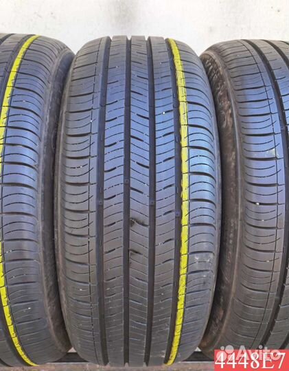 Kumho Solus TA31 215/50 R17 90L