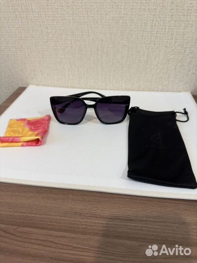 Солнцезащитные очки