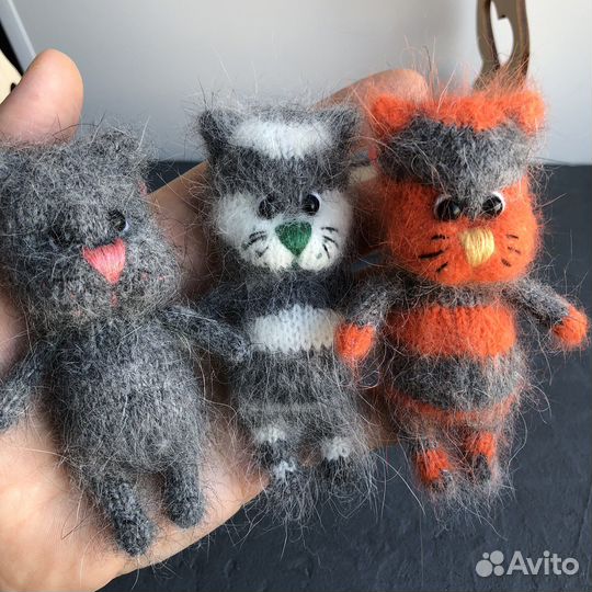 Котик / котейка вязанный пушистый