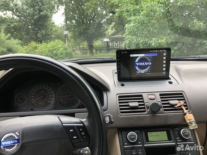 Штатная магнитола Volvo XC90 Android