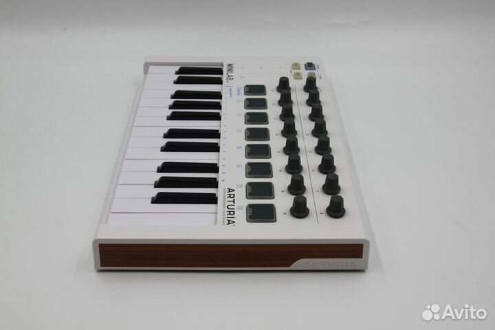 Midi-клавиатура Arturia MiniLab MkII white