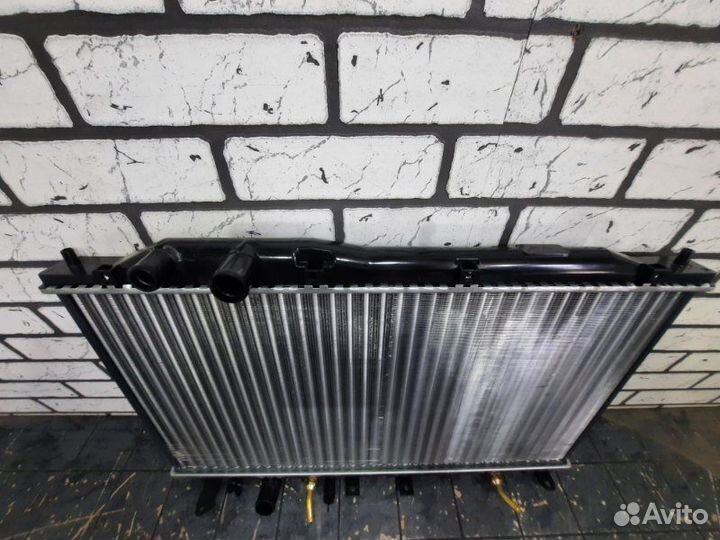 Радиатор двс передний Honda Civic sedan 2005-2012