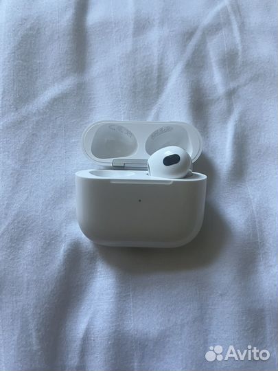 Беспроводные наушники apple airpods 3