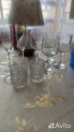 Банки, фужеры, бокалы, пивные кружки