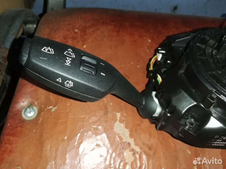 Переключатель подрулевой бмв 5 Ф10