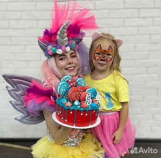 Аниматоры. Игровая комната. Хим шоу. Неоновое шоу