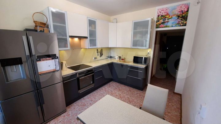 2-к. квартира, 54 м², 2/15 эт.