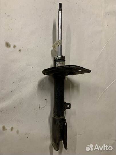 Амортизаторы toyota camry 40