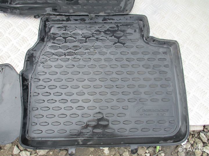 Комплект ковриков салона FAW Besturn B50 2012г