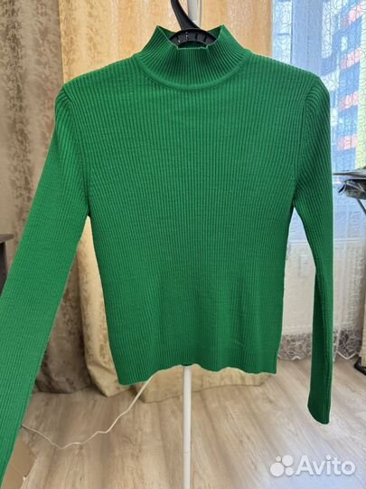 Водолазка женская зеленая