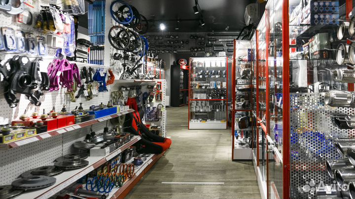 Продавец-консультант автотоваров