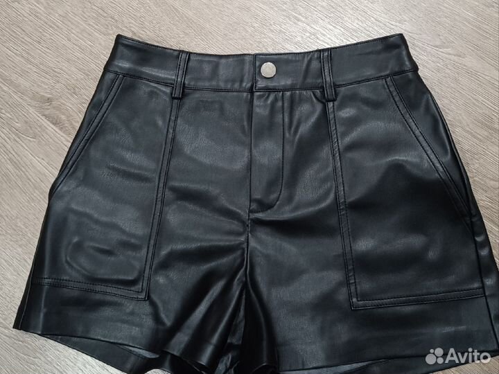 Кожаные шорты 44 46