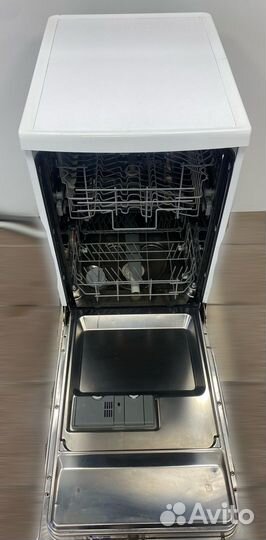 Посудомоечная машина Electrolux