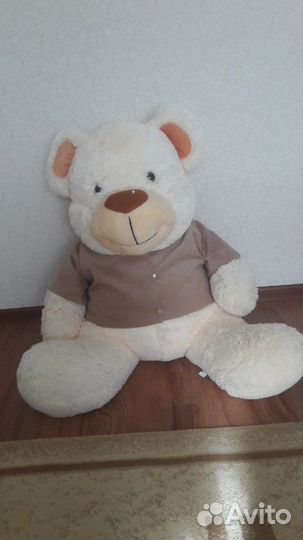Плюшевый медведь