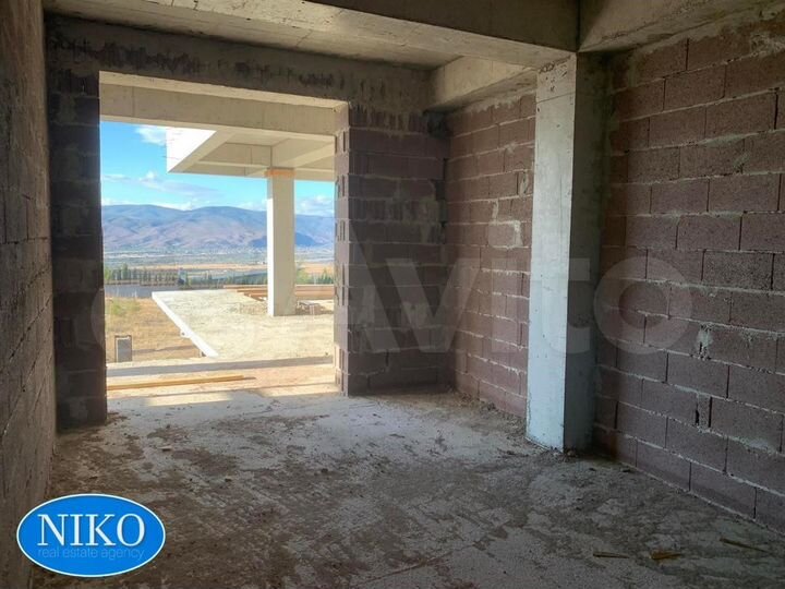 Дом 540 м² на участке 1500 м² (Грузия)