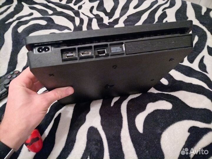 Sony PS4 Slim 500 Гб