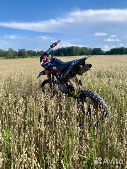 Kayo basic YX125EM rolling moto