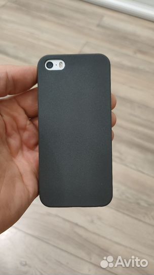 Чехол на iPhone 5 5s se