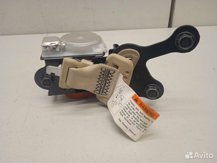 Ремень безопасности задний Infiniti Qx56 Z62