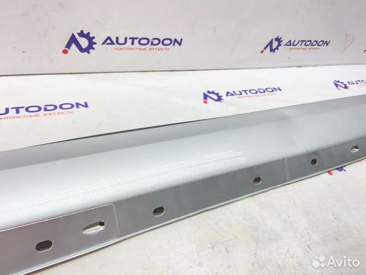 Порог правый Mercedes C-Class W203