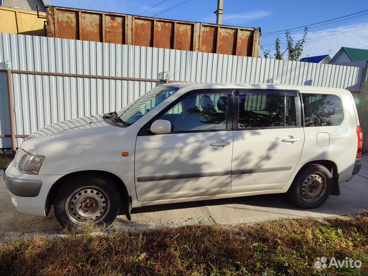 Toyota Succeed 1.5 AT, 2010, 222 000 км