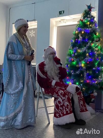 Костюмы Деда Мороза и Снегурочки