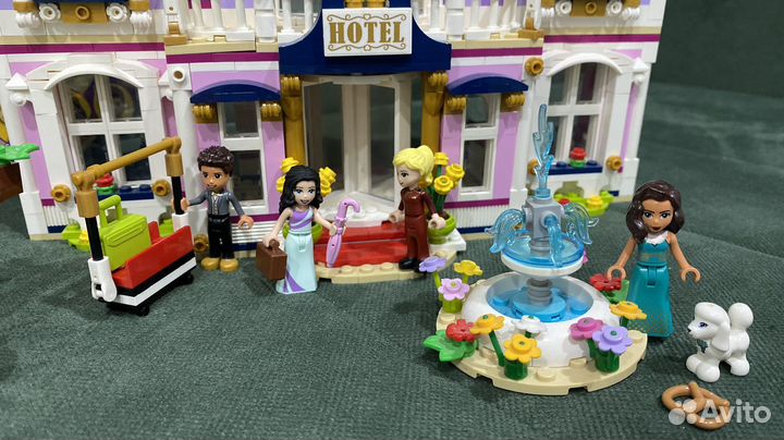 Конструктор Lego Friends гранд-отель Хартлейк сити